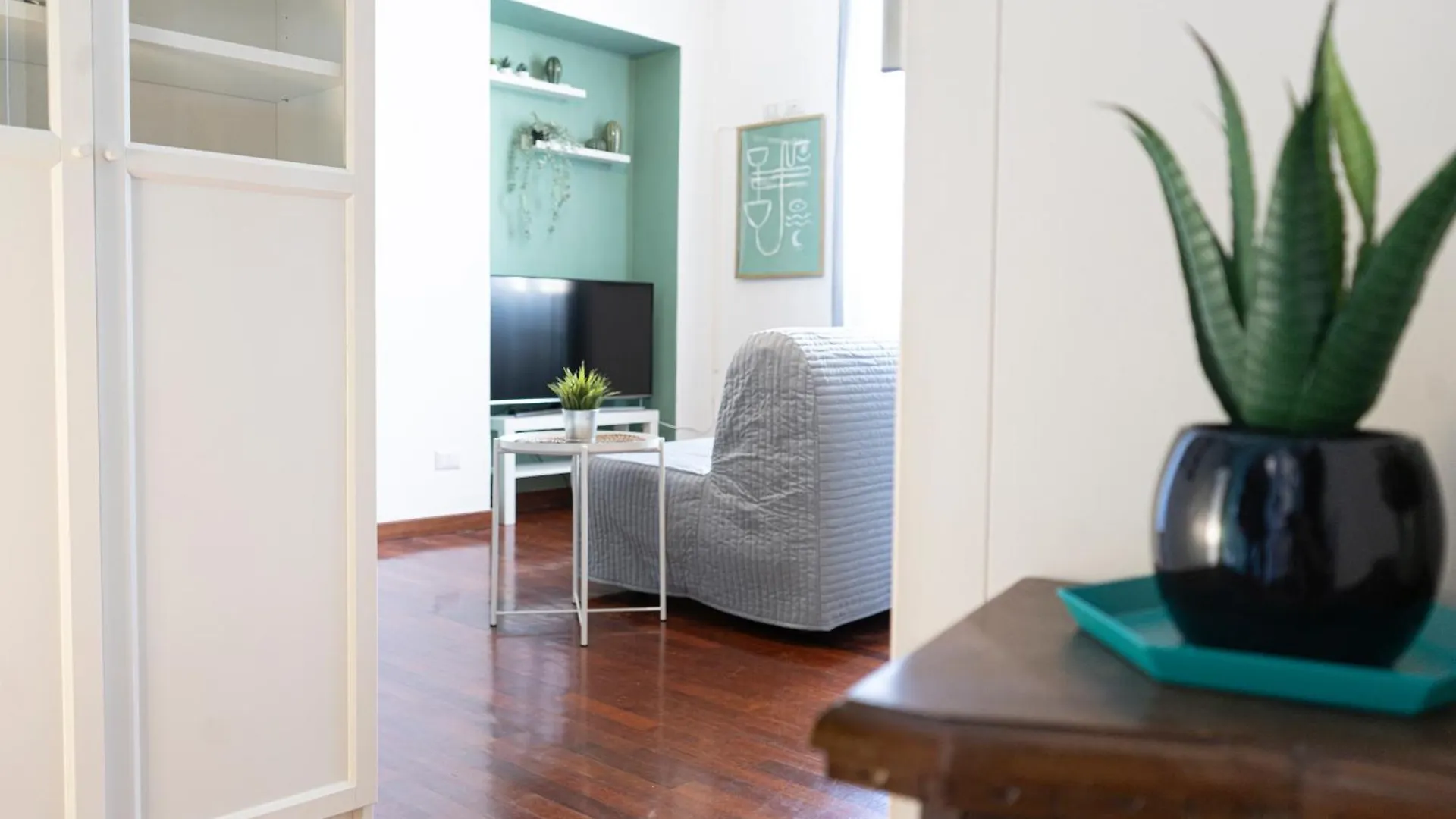 Me43 • Luxury Apartment • Chic Milan